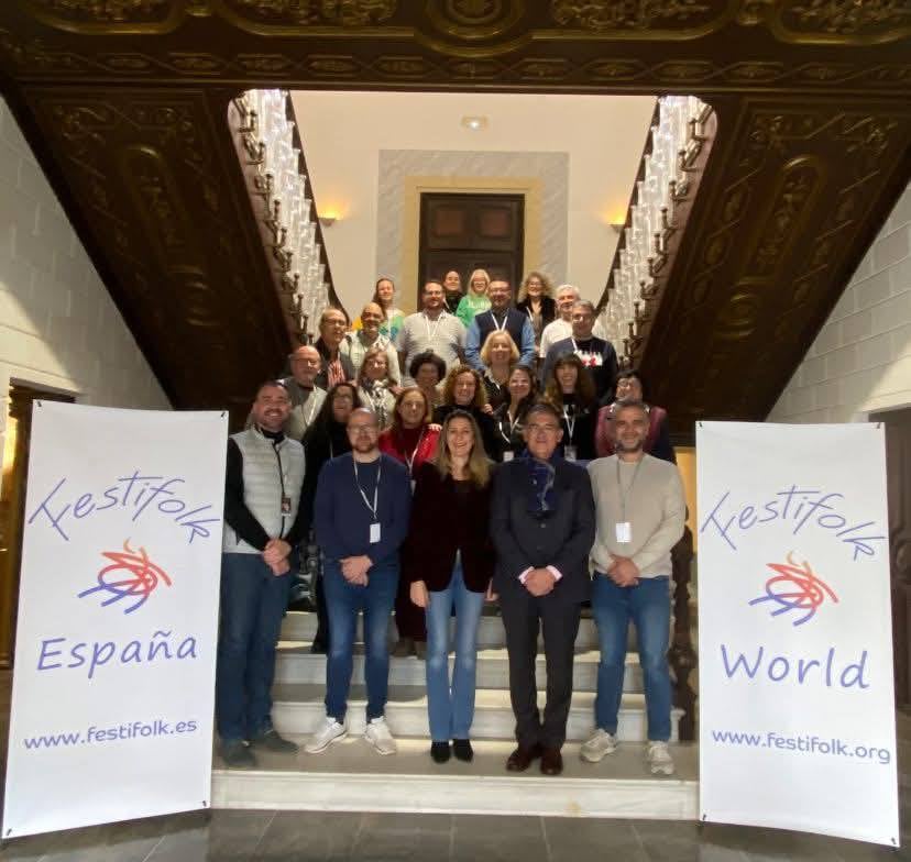 El Grupo de Danzas de Villena, en Lorca