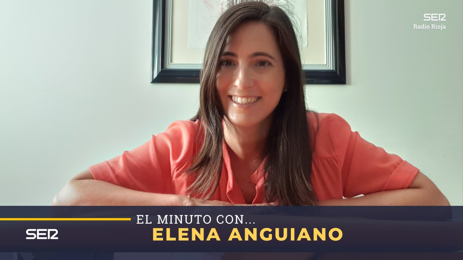 Minuto con Elena Anguiano