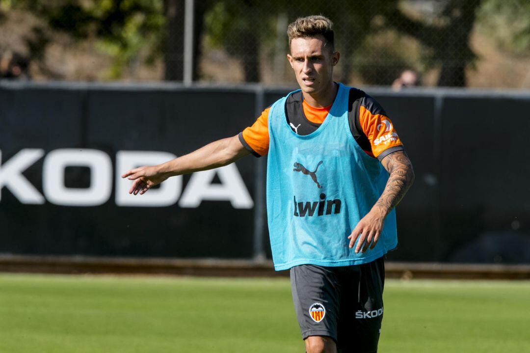 Álex Blanco, durante un entrenamiento en Paterna. 