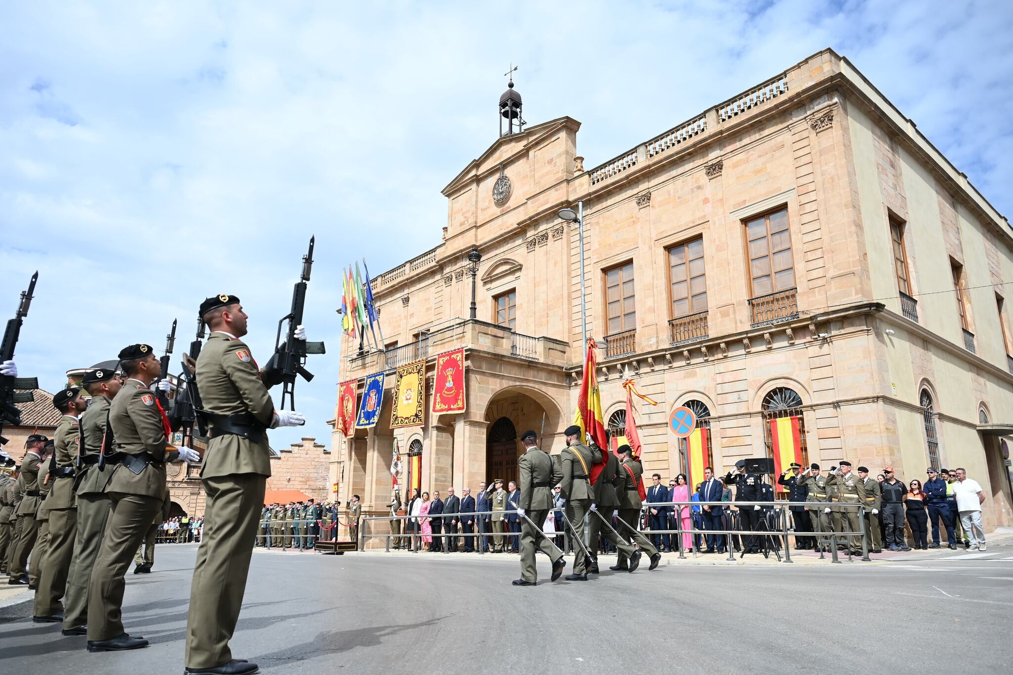 Jura de Bandera Civil en Linares.