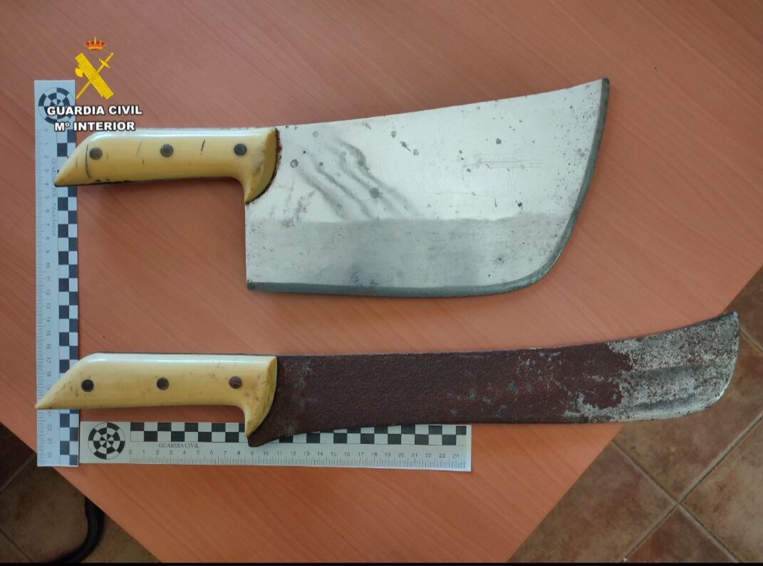 Material intervenido a los presuntos autores. Foto: Guardia Civil