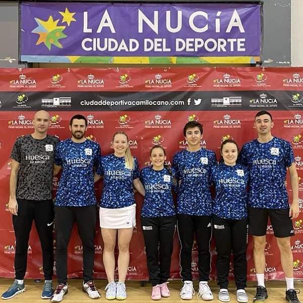 Equipo del Bádminton Huesca de Primera Plata