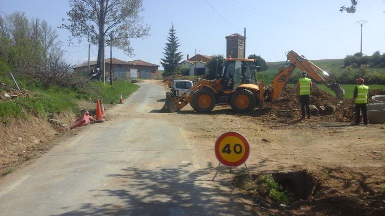 Imagen del arreglo de una carretera