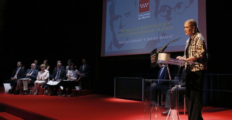 Cristina Cifuentes en los Premios de Investigación de la Comunidad de Madrid