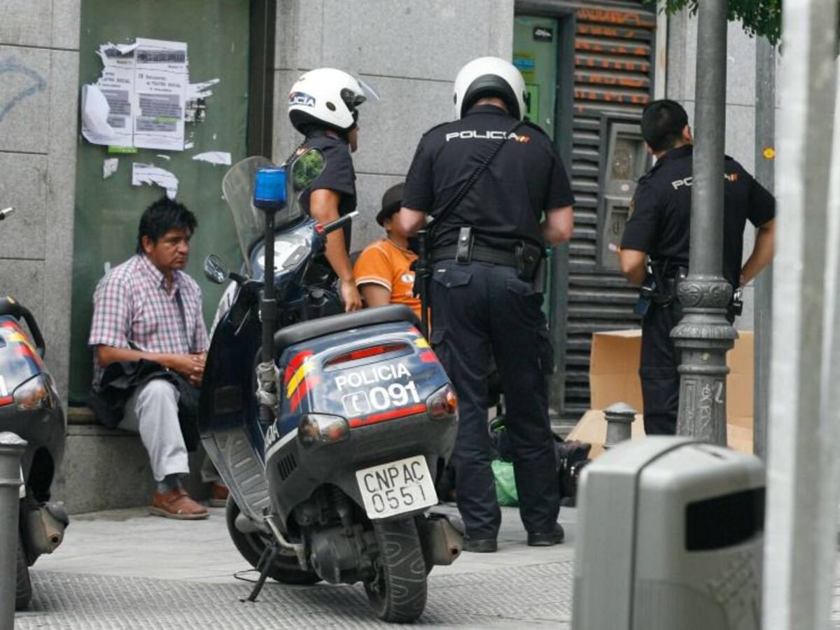 1.200 chalecos antibalas para 3.700 policías nacionales en Canarias