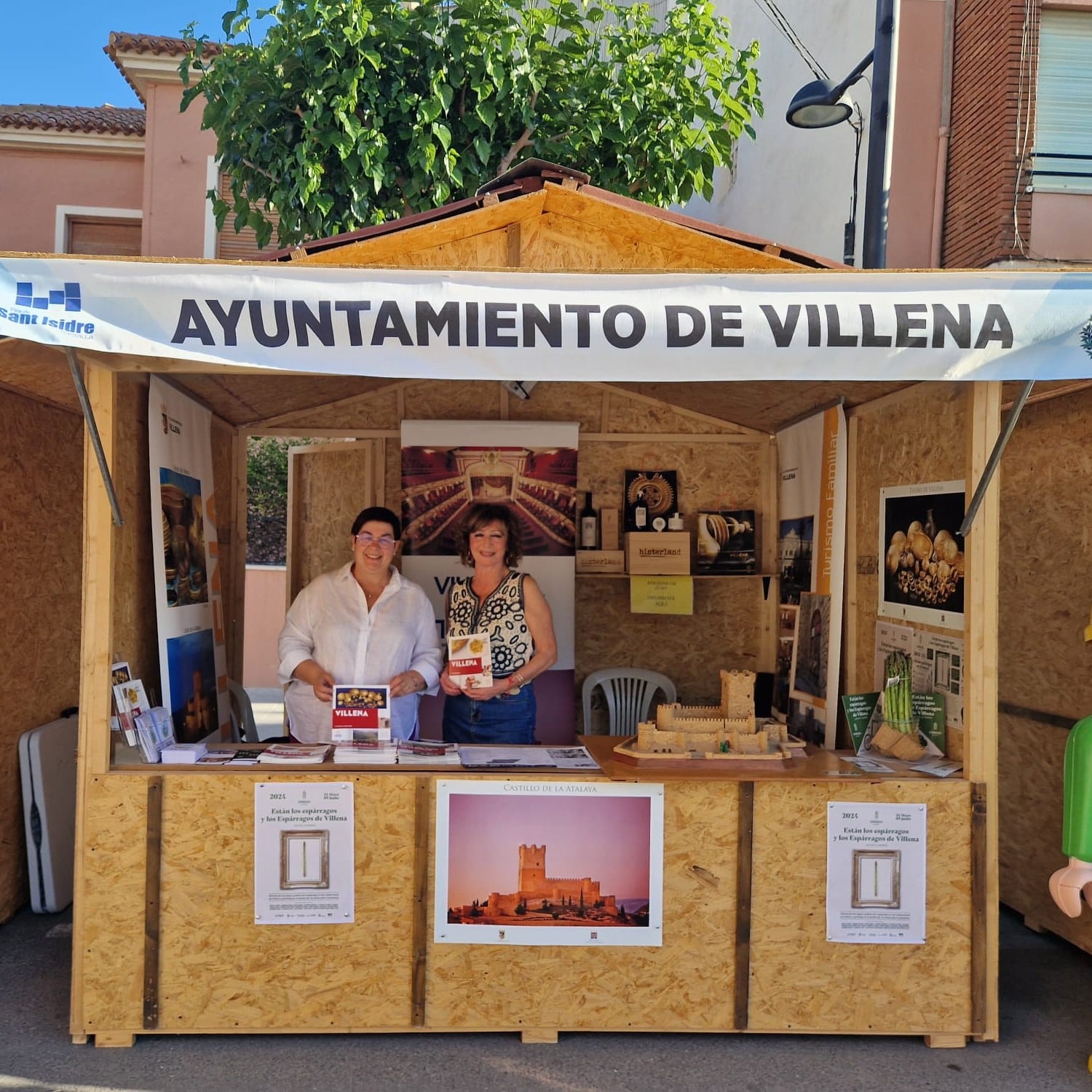 Villena en la feria de Castalla