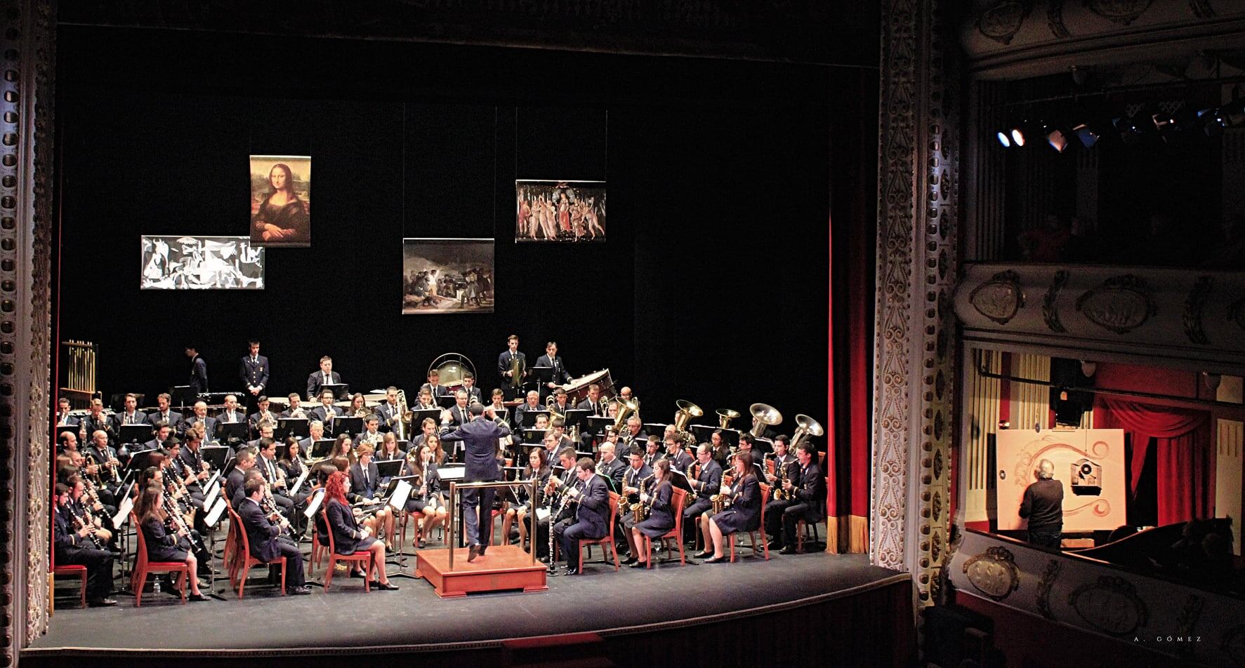 Banda Municipal de Villena en el teatro Chapí