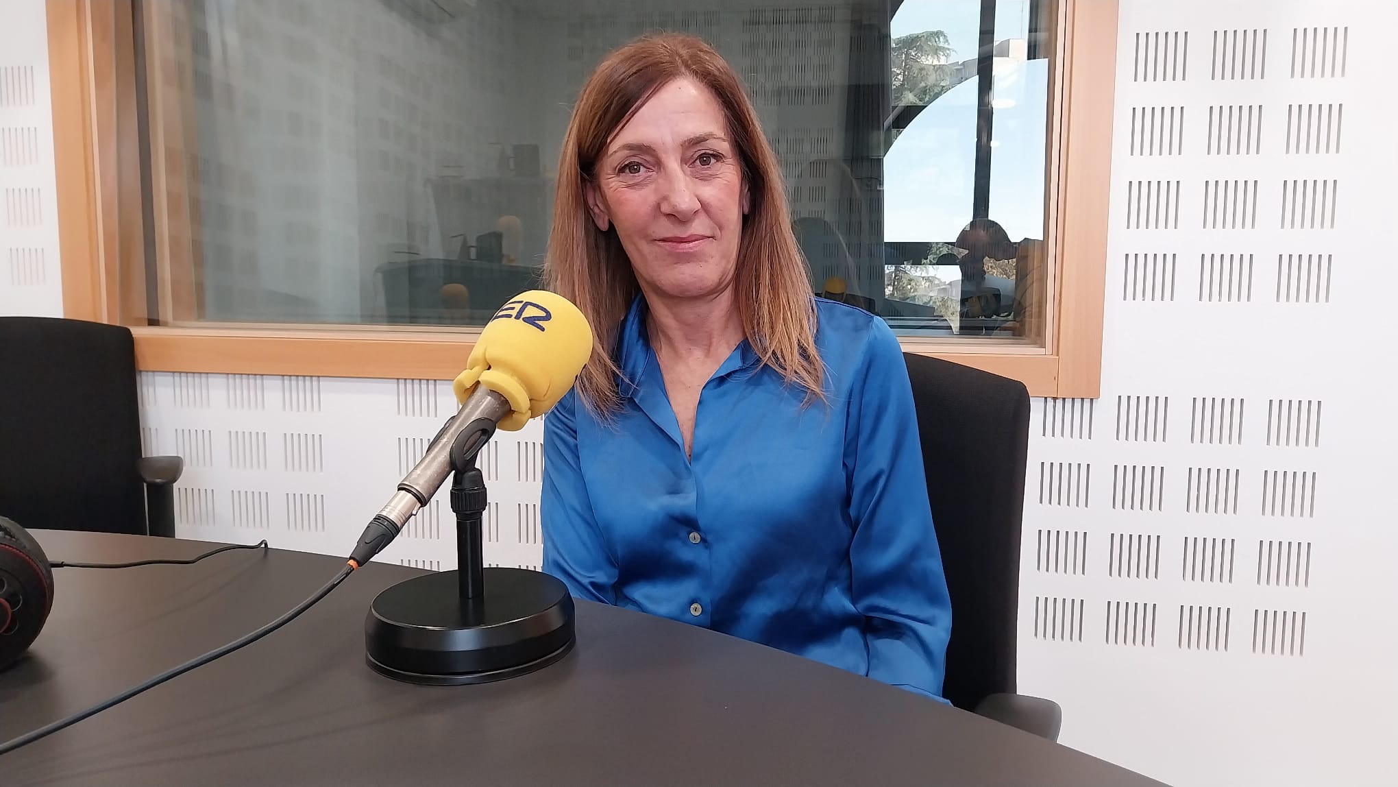 Ana Pérez, concejala de Mayores de Fuenlabrada, en los estudios de SER Madrid Sur