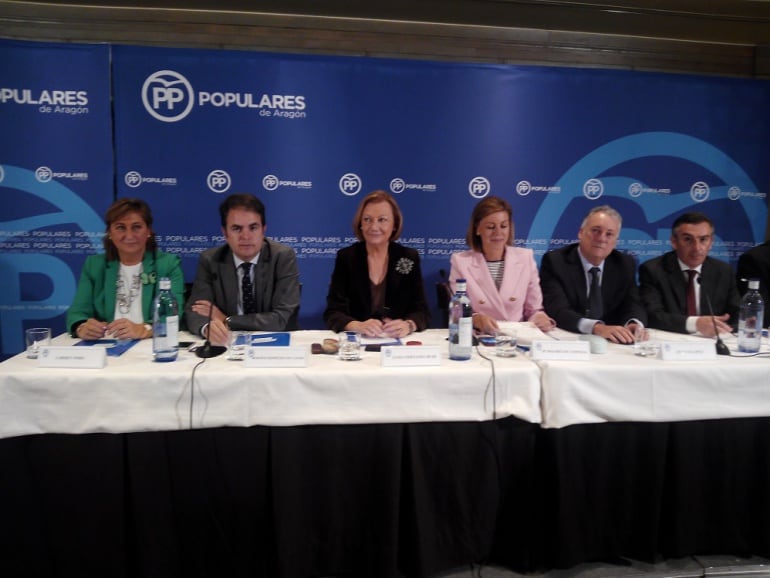 La Junta Directiva del PP aragonés, con la presencia de Dolores de Cospedal