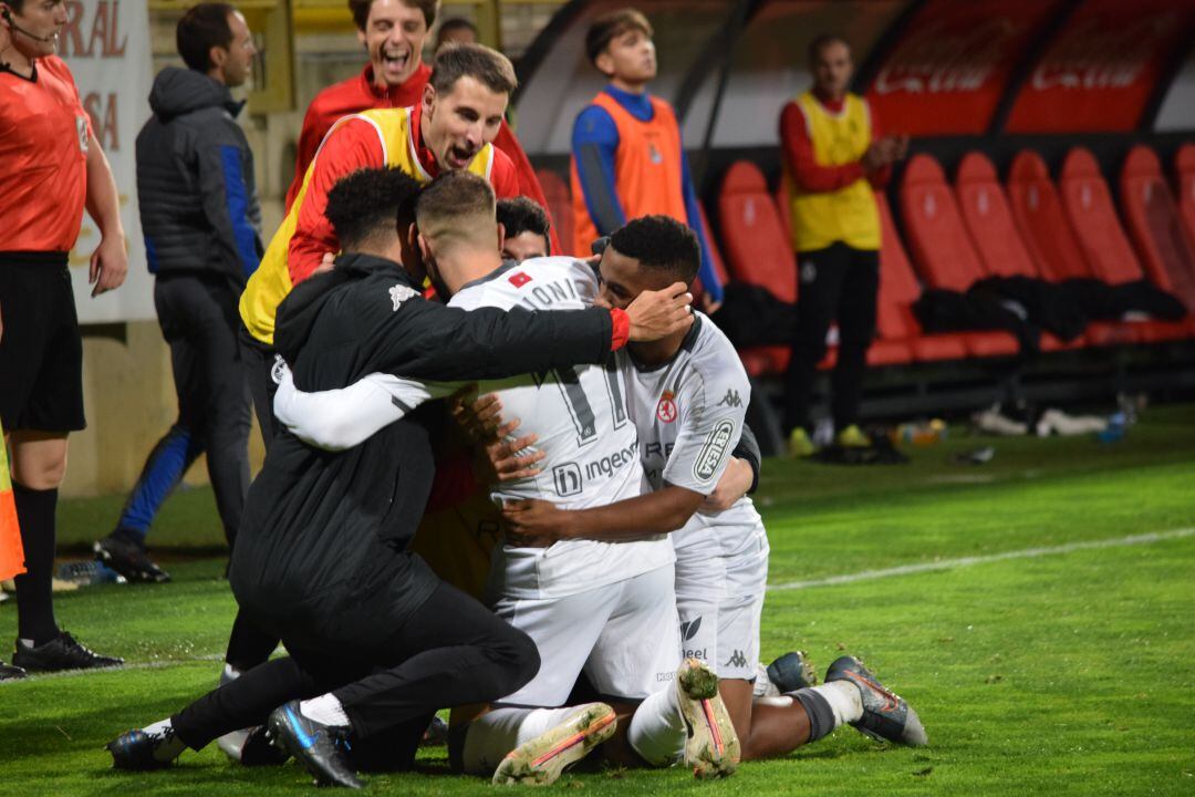 El abrazo de gol, un instante soñado por el culturalismo en el play-off