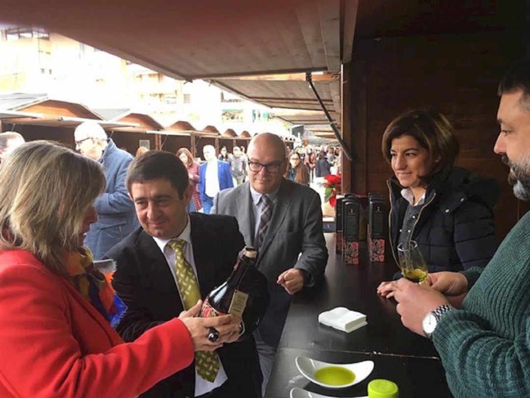 El presidente de la Diputación Provincial de Jaén, Francisco Reyes, en una edición anterior de la Fiesta del Primer Aceite.