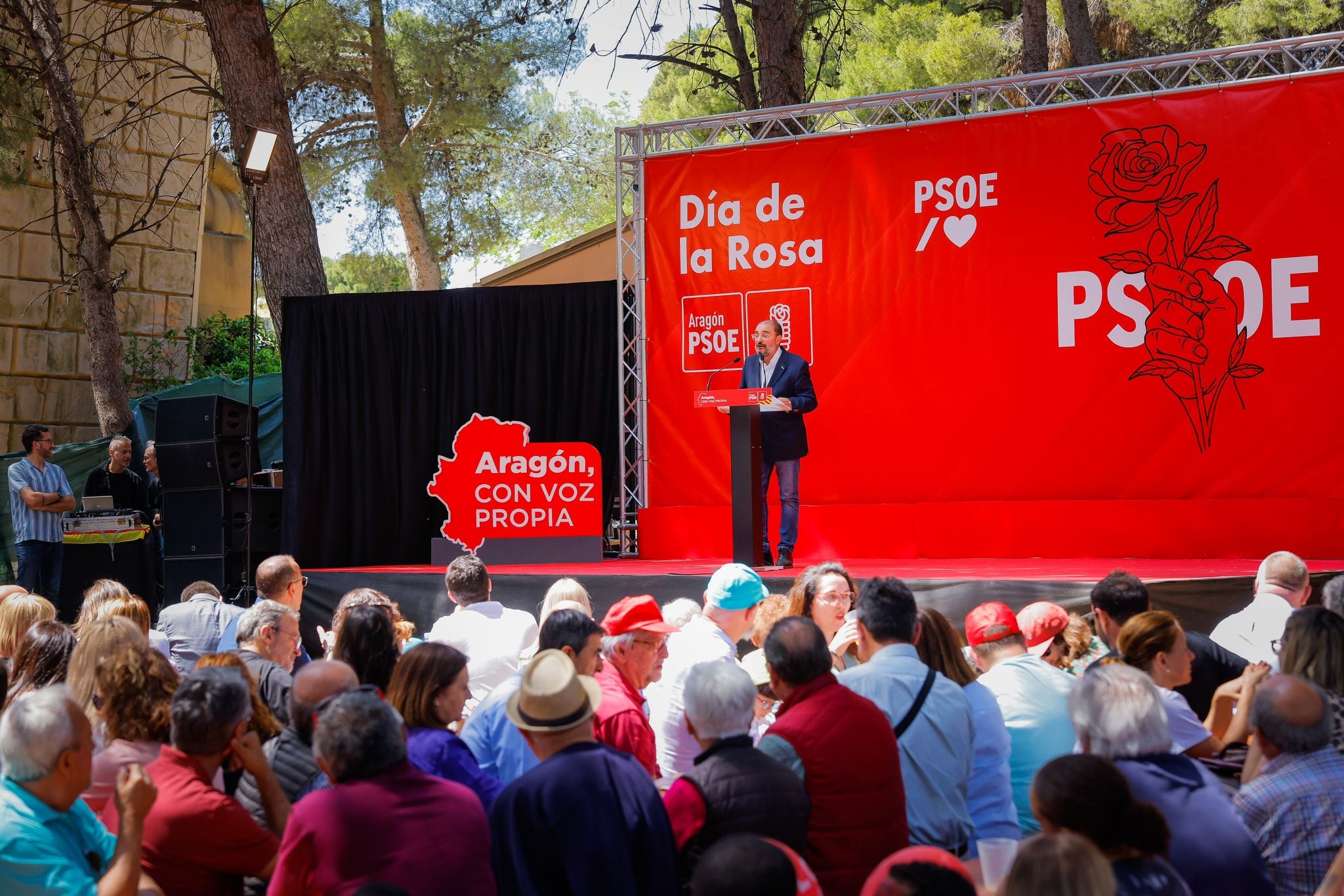 Javier Lambán interviene en el Día de la Rosa del PSOE Aragón