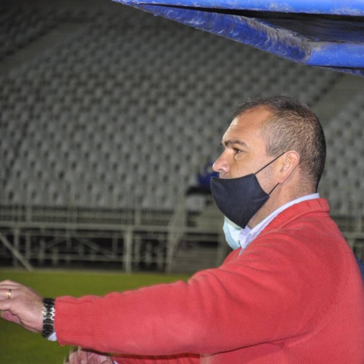 "Teníamos que haber sentenciado el partido en la primera parte"