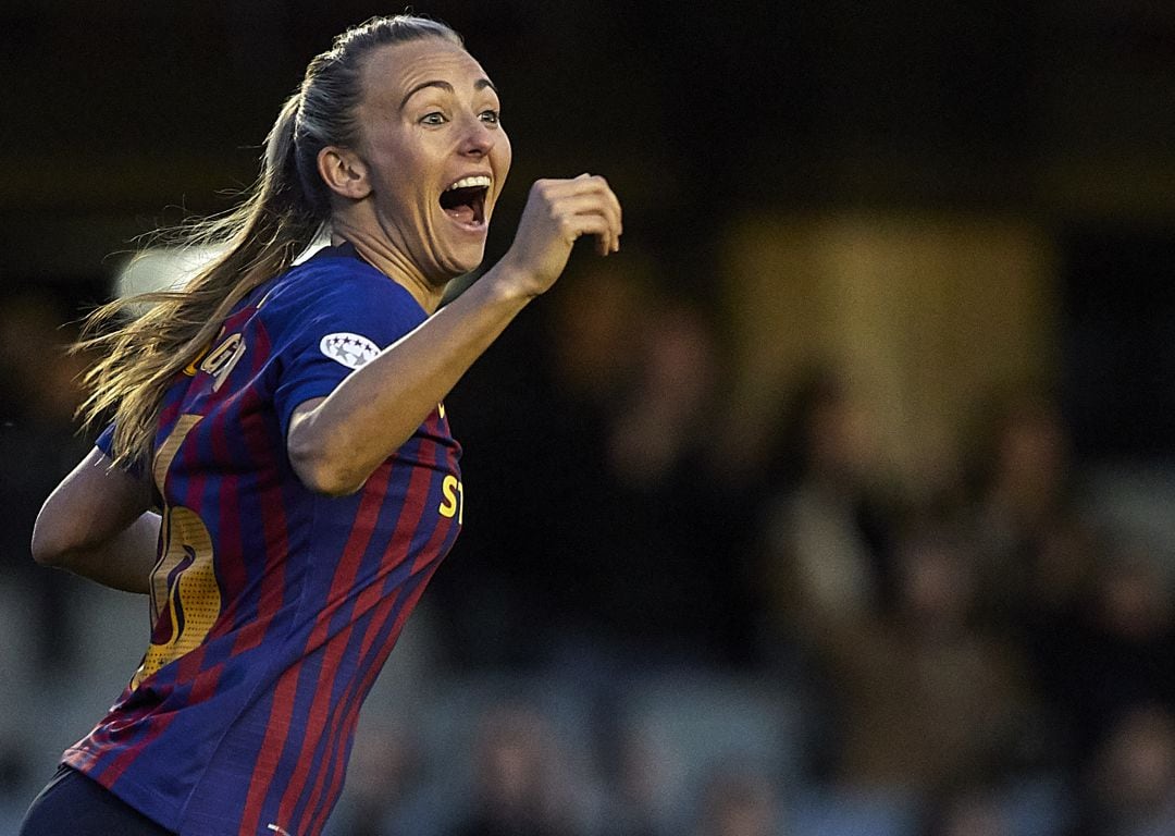 Toni Duggan celebra el primer gol del partido de cuartos de final de la Champions