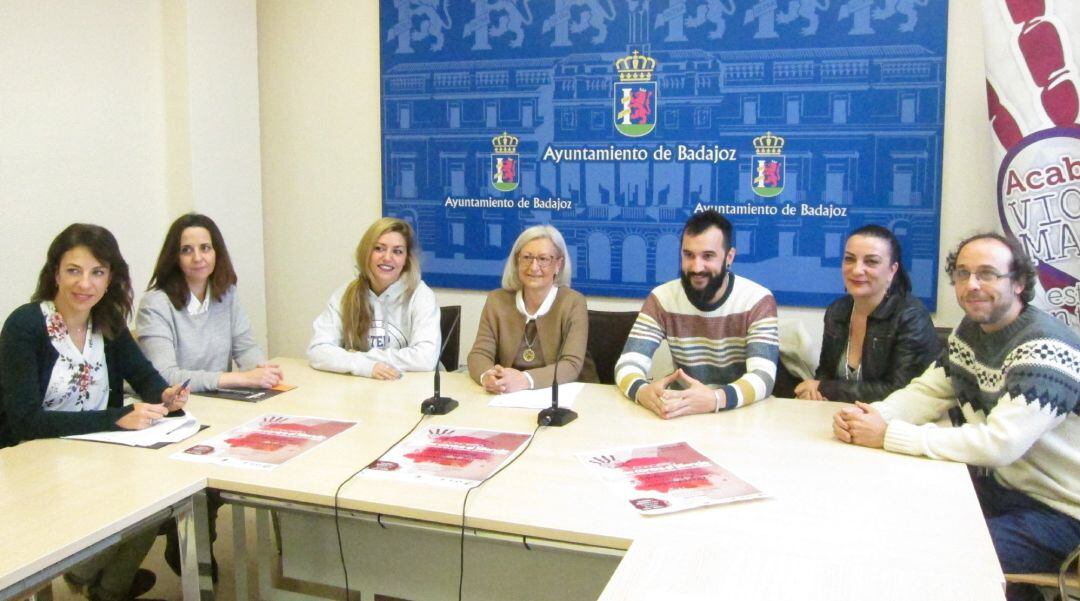 Diván du don o Ulises participarán en Badajoz en el concierto Voces contra el silencio contra la violencia de género