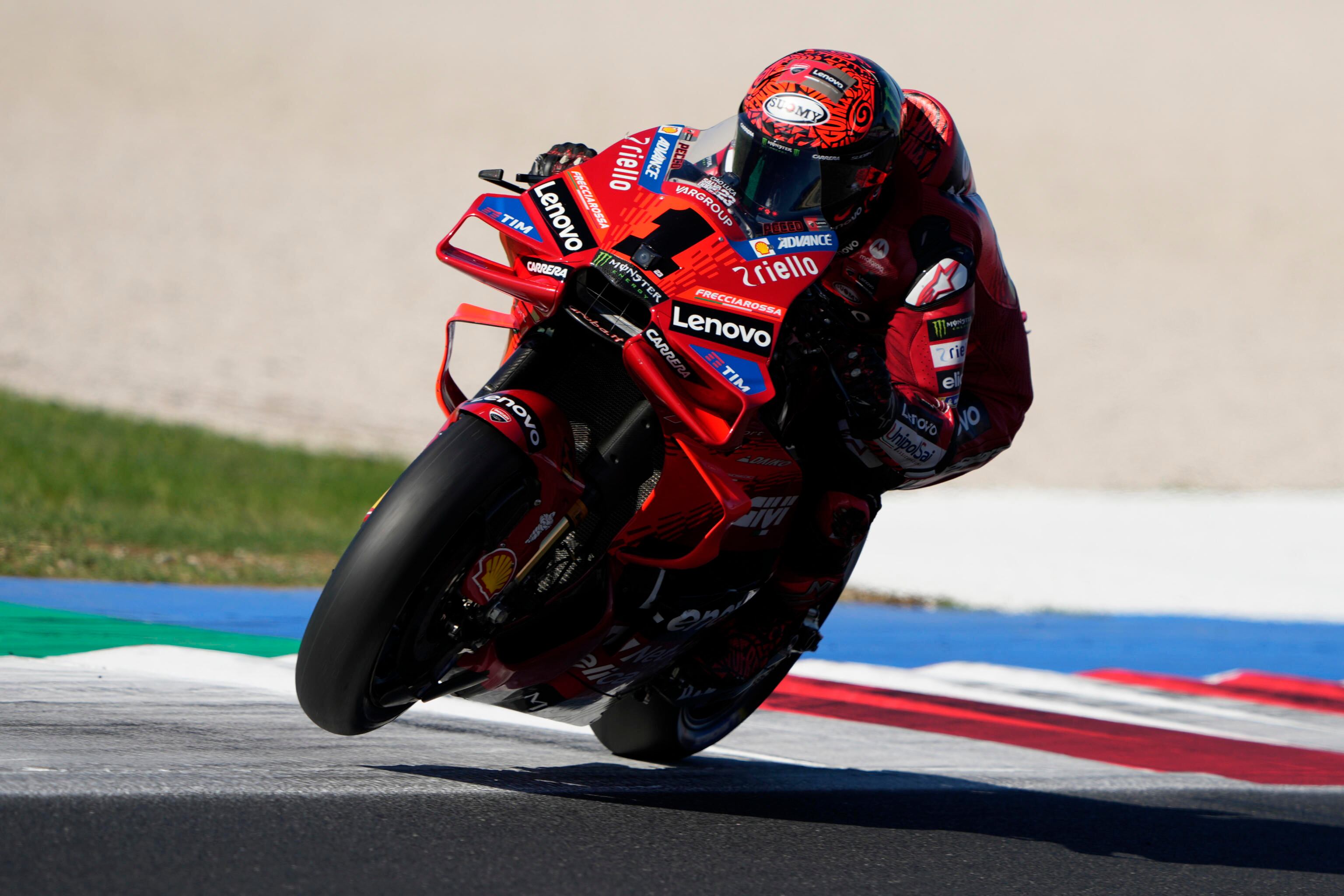 Francesco Bagnaia, durante el GP de Emilia-Romaña 2024