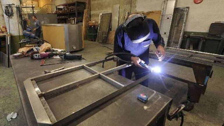 Datos paro abril 2015