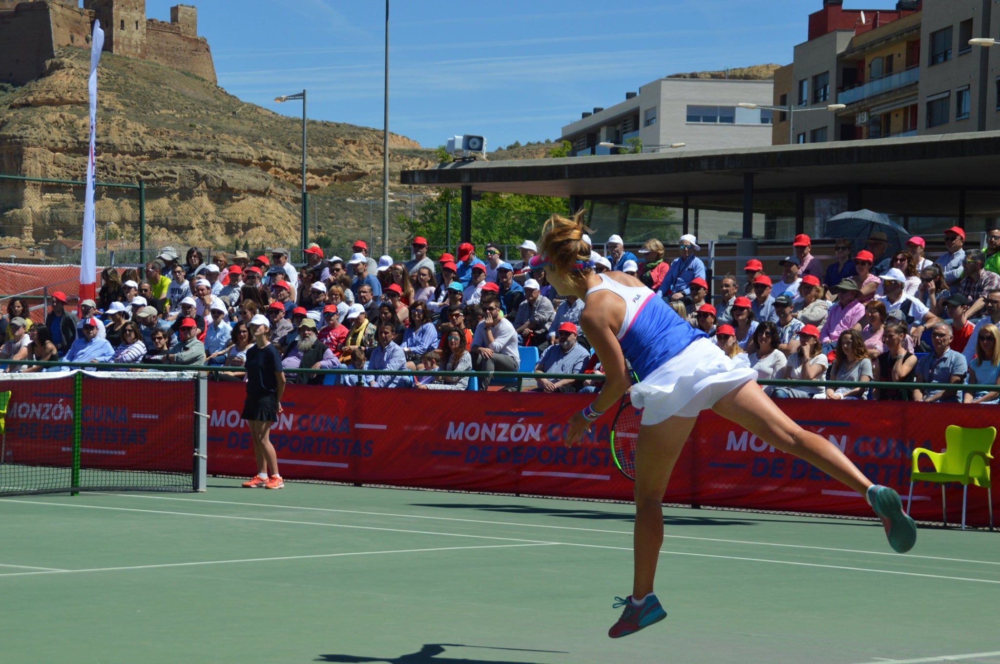 El Torneo de Tenis Conchita Martínez arranca este sábado. Foto: Ayuntamiento de Monzón