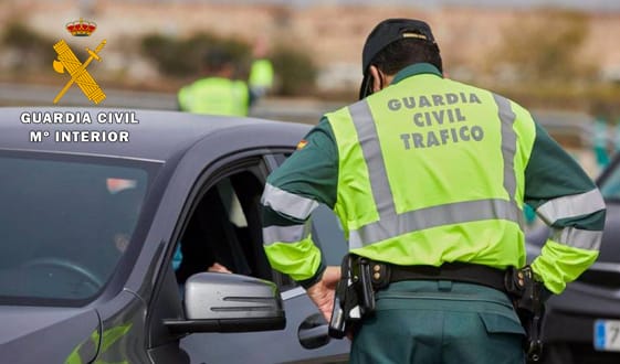 Guardia Civil en un control de tráfico