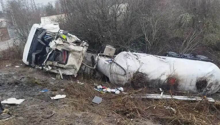 Aspecto del camión tras el accidente