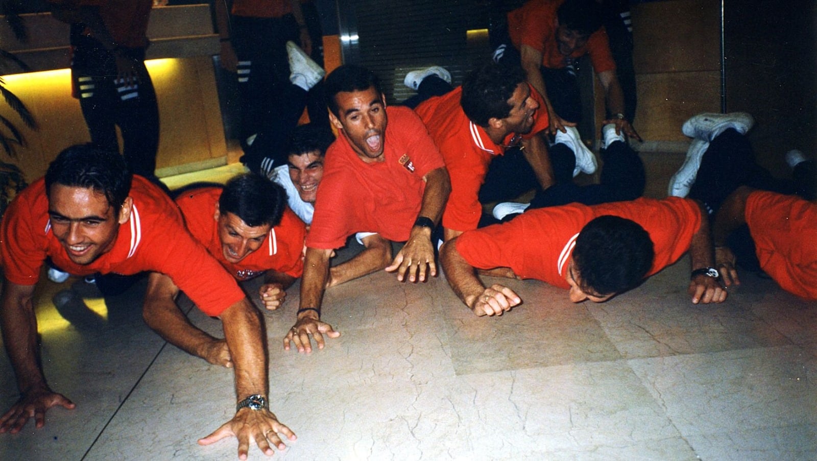 La celebración del ascenso, un hito histórico para la ciudad.