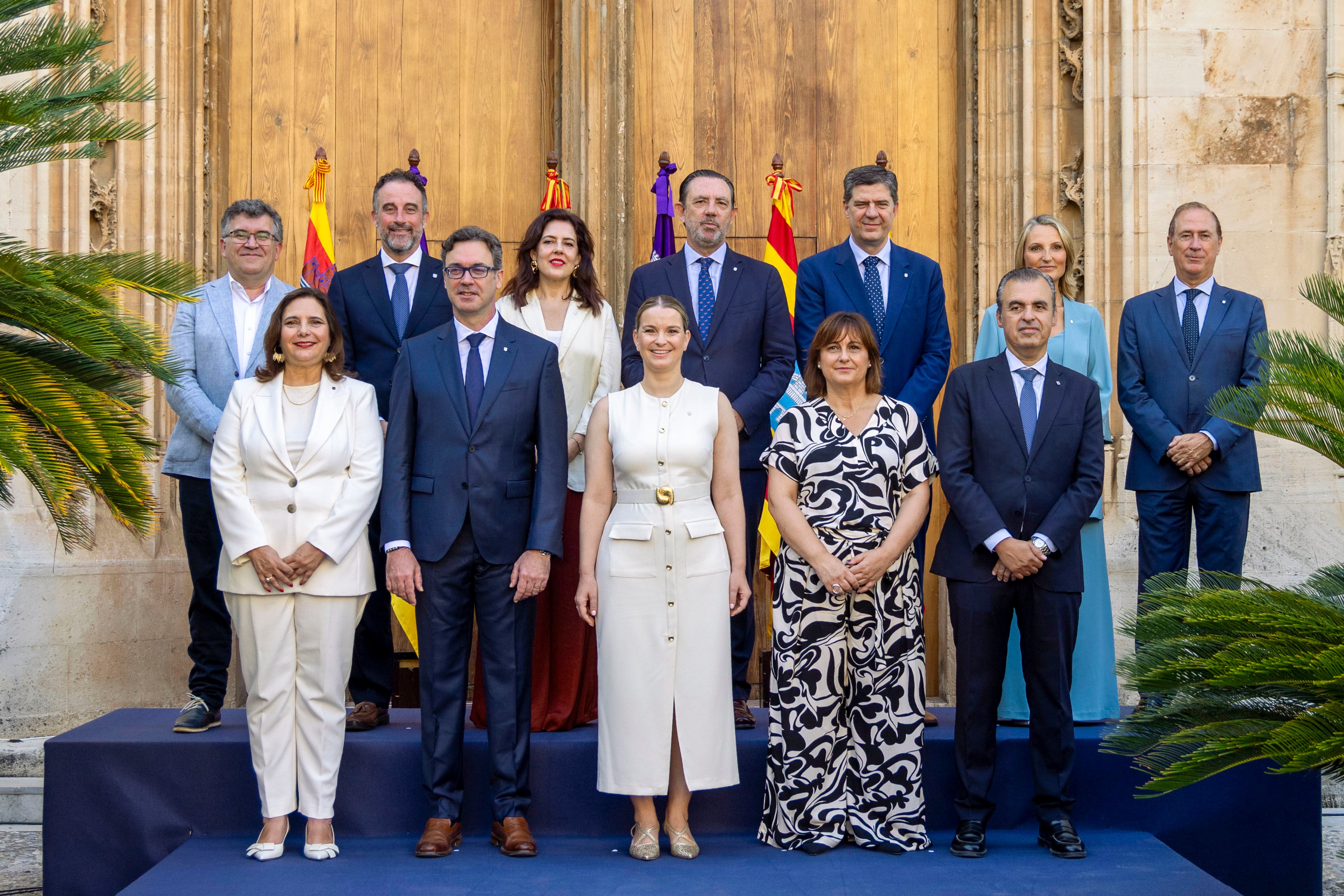 PALMA DE MALLORCA, 12/07/2025.- La nueva vicepresidenta segunda del Govern y los nuevos consellers han tomado posesión este sábado en un solemne acto celebrado en el Consolat de Mar, donde la presidenta, Marga Prohens, ha situado como objetivo de su gestión política que las Islas Baleares "vuelvan a ser la vanguardia indiscutible del Mediterráneo". EFE/CATI CLADERA