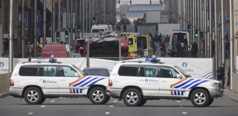 Servicios de emergencia acuden a la estación de metro de Malbeek 