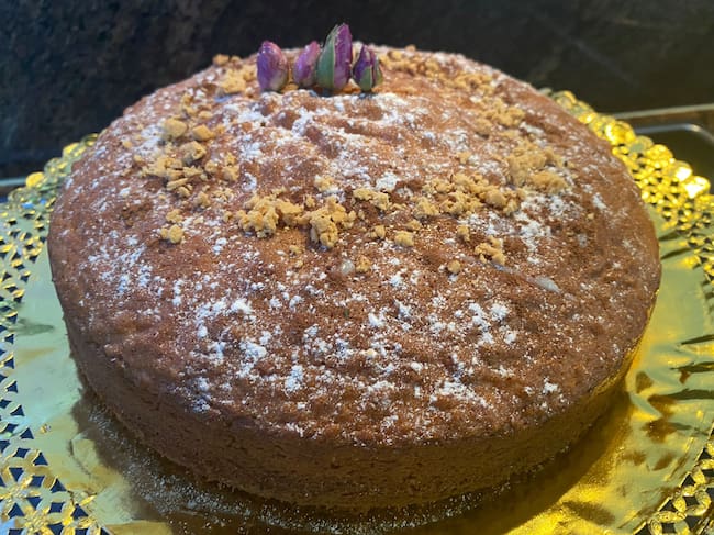 Bizcocho con turrón.