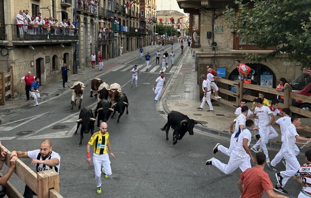 Los novillos de las Hermanas Azcona han dejado un rapidísimo encierro