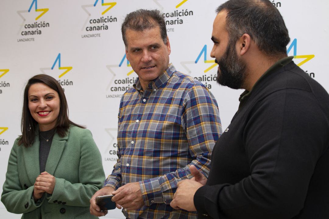 Migdalia Machín, Domingo Cejas y Samuel Martín, consejeros de CC-PNC en el Cabildo de Lanzarote.