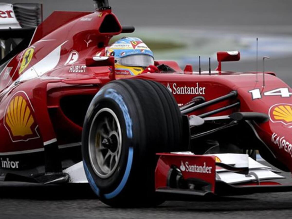 Fernando Alonso termina segundo la jornada de entrenamientos en Jerez