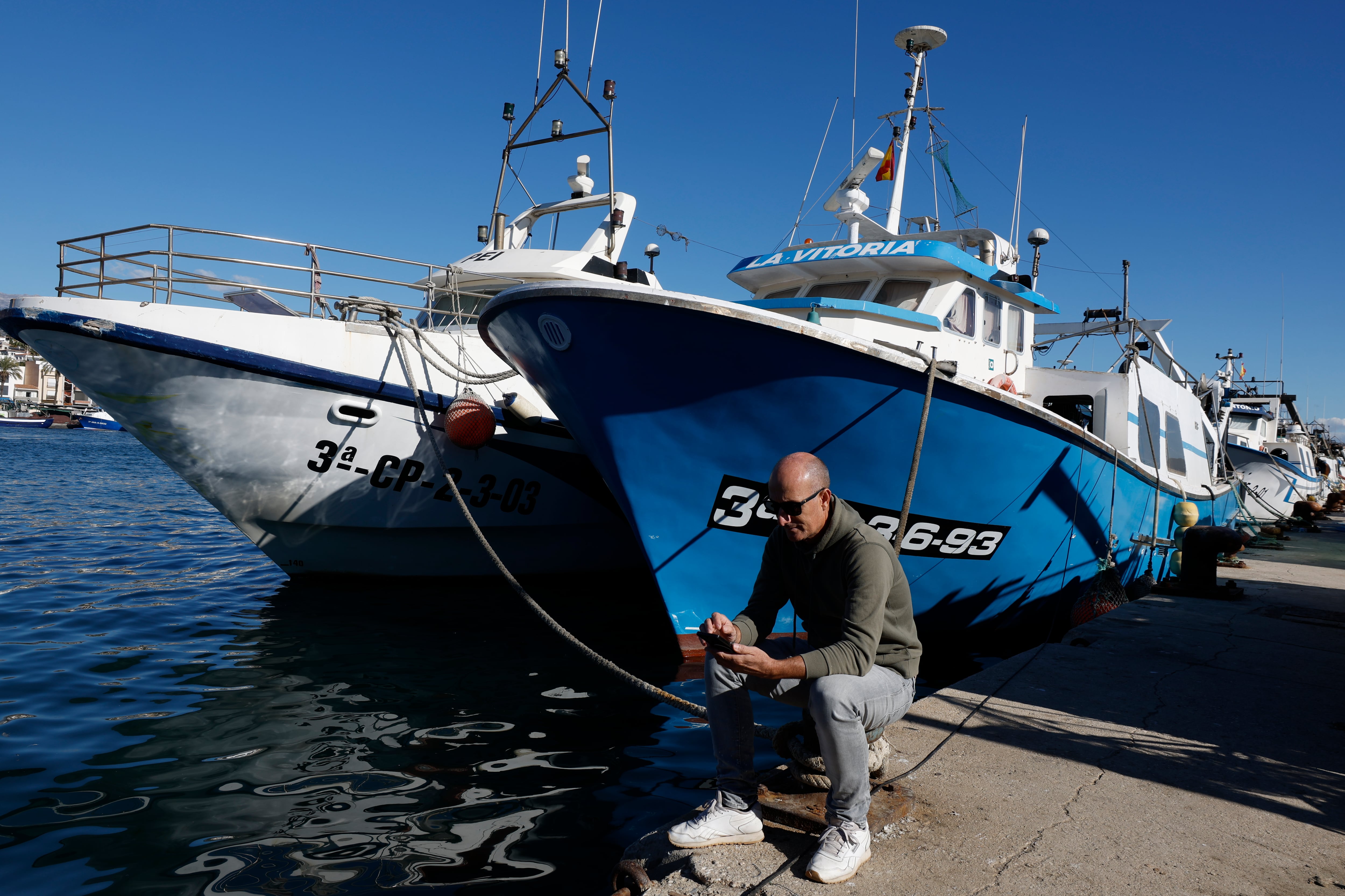 Pescadores del Mediterráneo amarran sus barcos de arrastre en protesta contra la propuesta de la Comisión Europea . (Imagen de archivo)