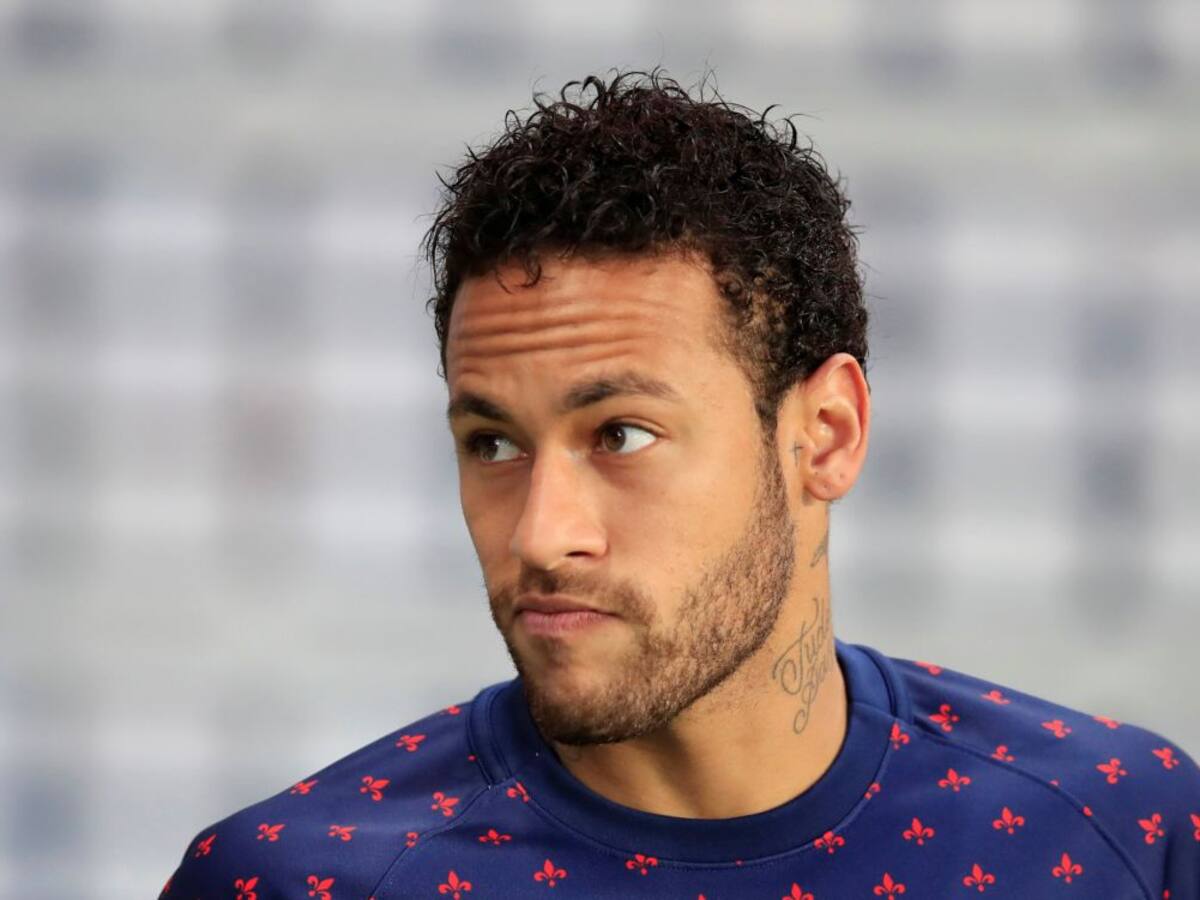 Neymar: "¿Con quién me gustaría jugar? Hazard es un jugador diferente"