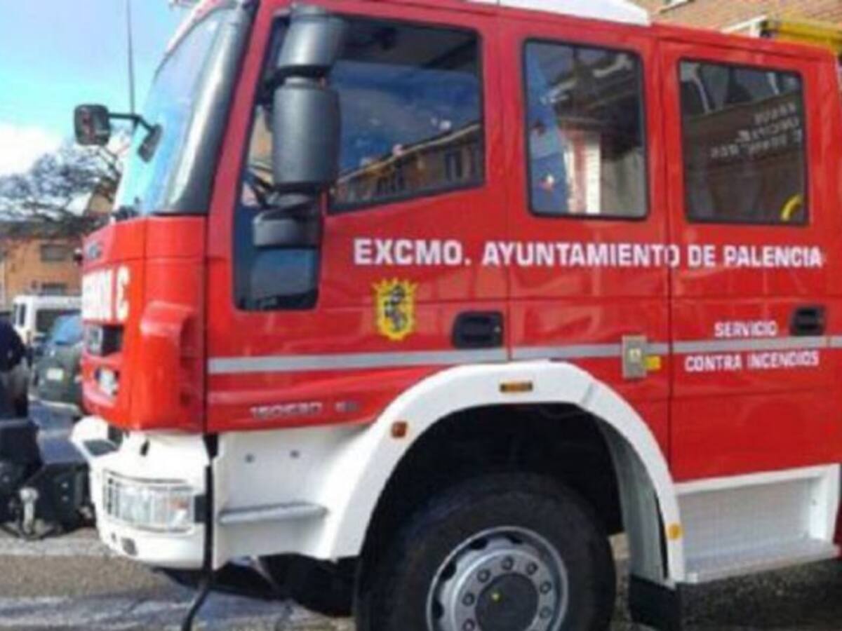 Siete atendidos por un incendio en Palencia