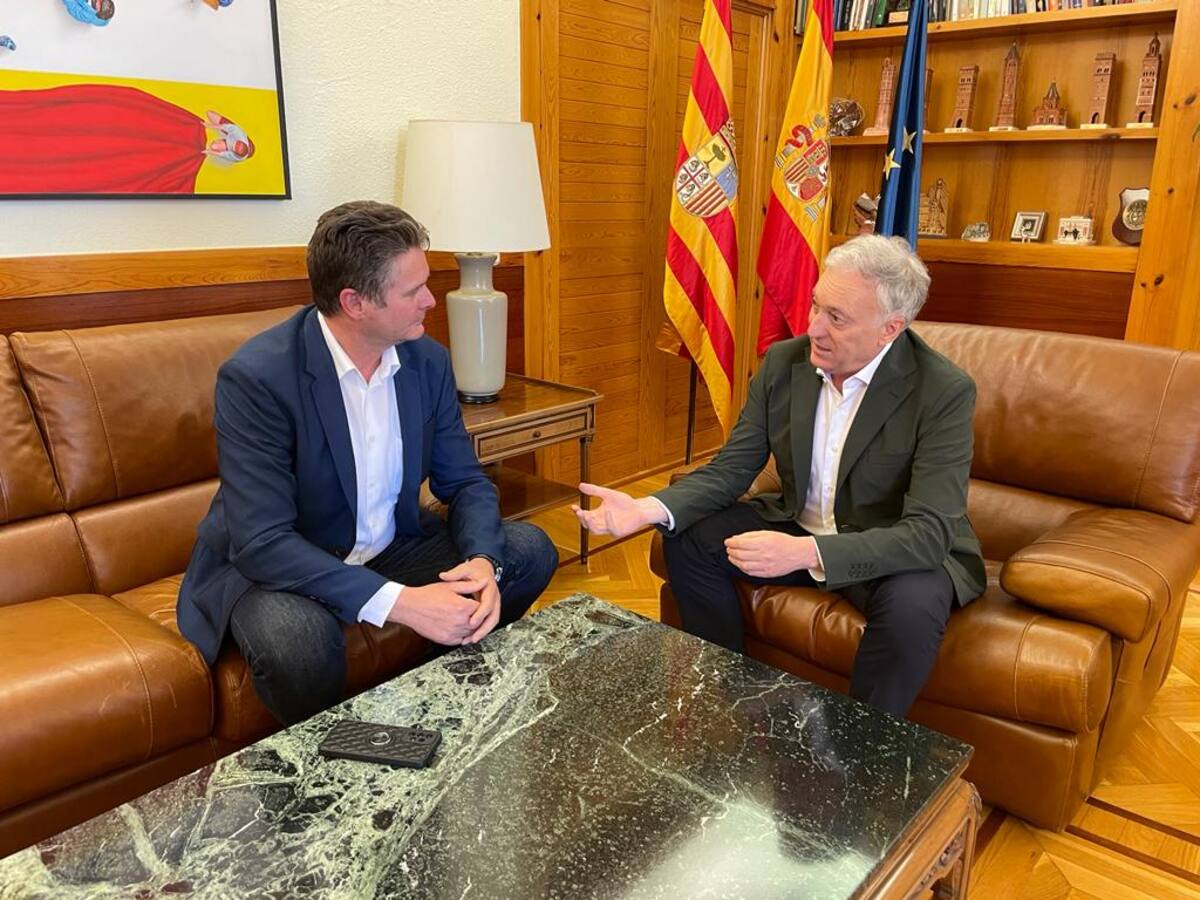 El alcalde de Fraga se reúne con Fomento por la ampliación de la plataforma logística de la ciudad