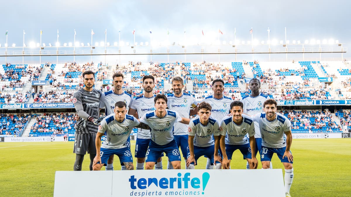 Convocatoria del CD Tenerife para jugar en Lezama: uno de los recién inscritos se queda fuera