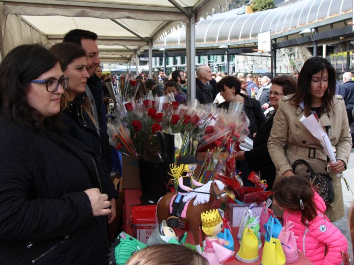 Salvadó, Mas, Moles i mossèn Ramon, els més venuts per Sant Jordi