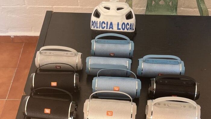 Altavoces intervenidos por la Policía