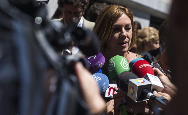 GRA272. MADRID, 28/07/2015.- La secretaria general del PP, María Dolores de Cospedal, a su llegada al Foro ABC-Deloitte celebrado hoy en el Casino de Madrid. EFE/Emilio Naranjo