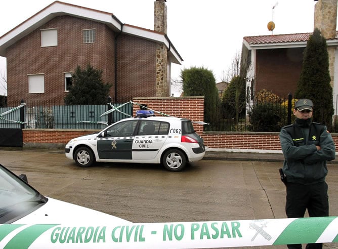 Dos hombres y una mujer han muerto por inhalación de monóxido de carbono en la vivienda que ocupaban en la urbanización del Mirador de la Vega en Carrión de los Condes (Palencia)