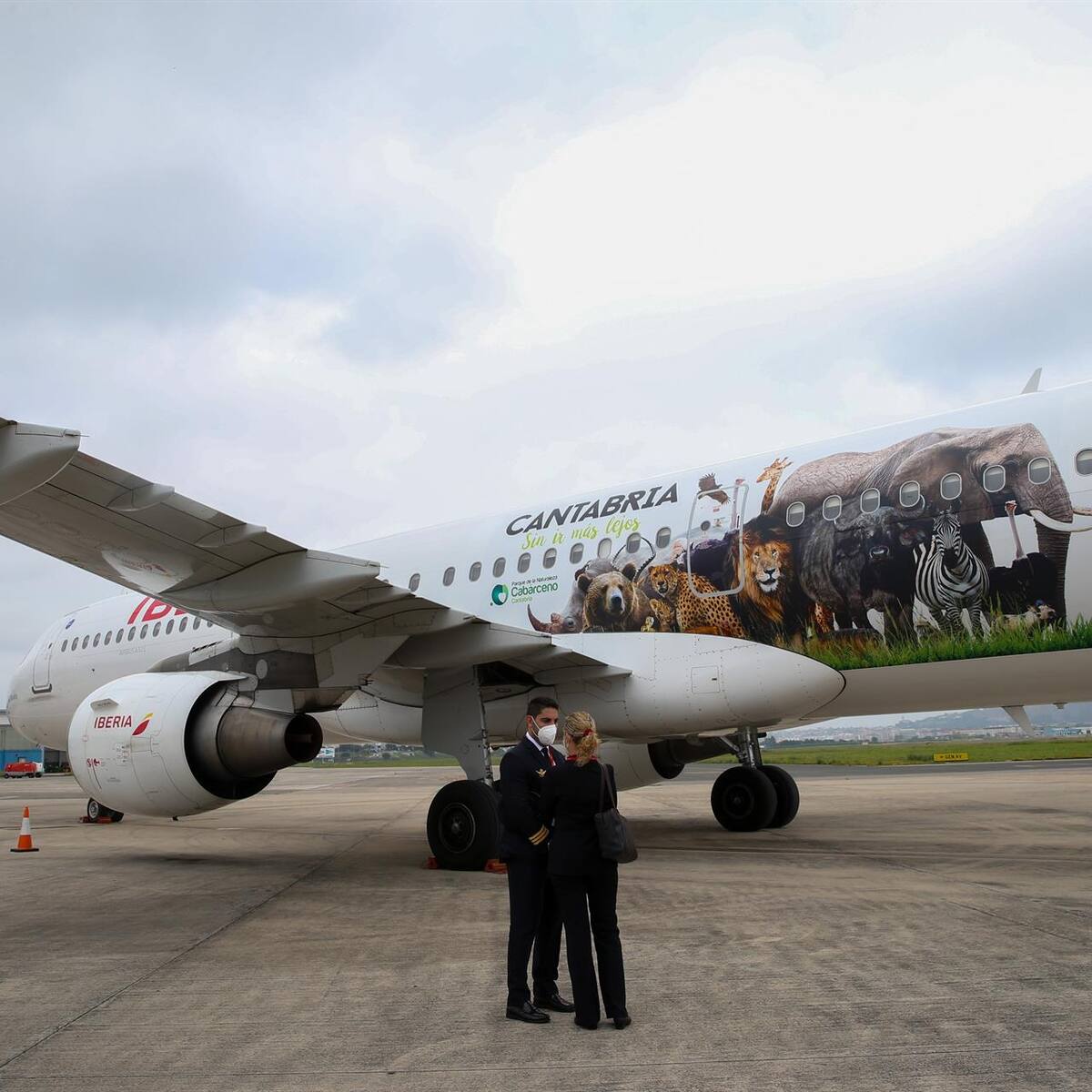 Cantabria tendrá cuatro vuelos en día laborables a primera hora con Madrid