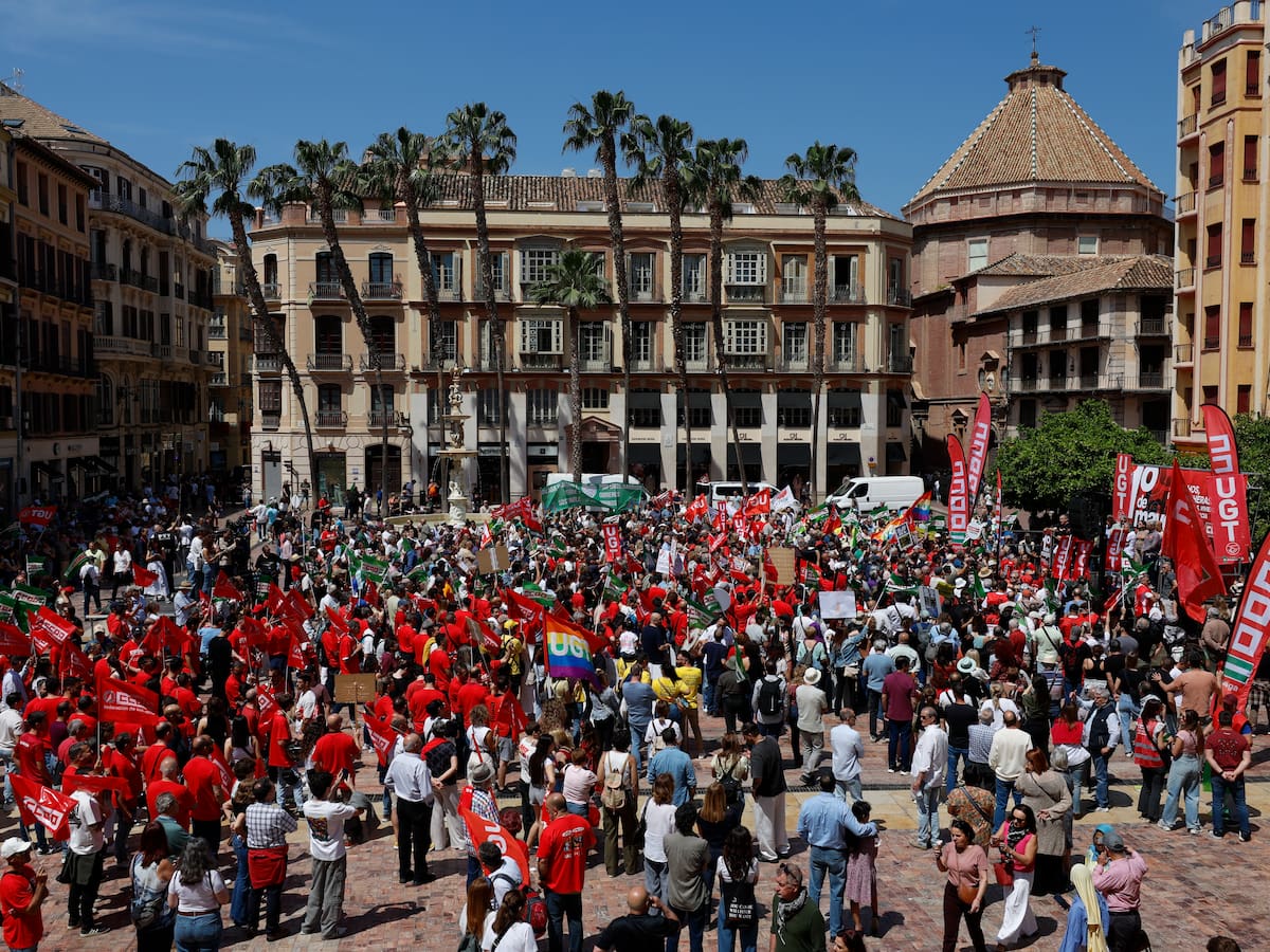 Yolanda Díaz, Montero y Maíllo coinciden este primer día de campaña en Málaga en la celebración central del 1 de mayo
