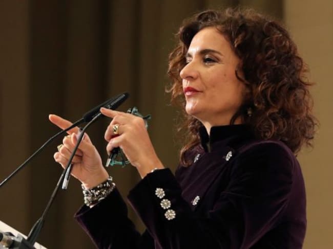 Montero en el Foro Cinco Días