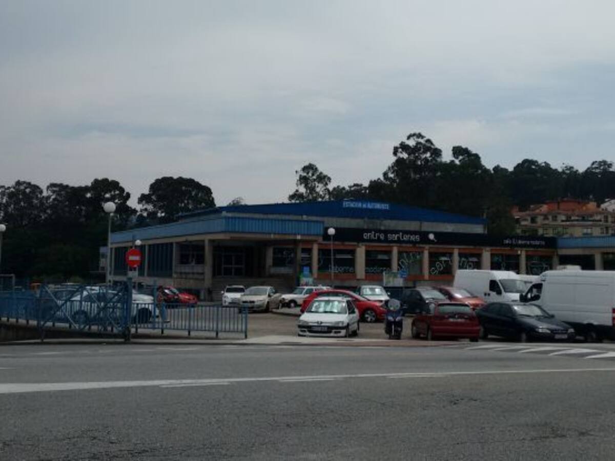 Fallece una mujer atropellada por un autobús en la estación de Pontevedra