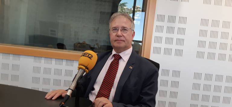 El todavía director del Centro Penitenciario Madrid III, en Valdemoro, José Antonio Luis de la Iglesia, en los estudios de SER Madrid Sur.