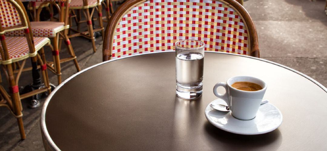 Las terrazas de los bares han vuelto a cobrar vida tras el fin del Estado de Alarma