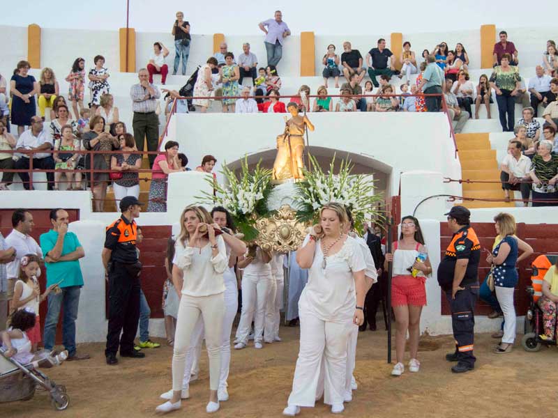 Procesión de San Juan en la localidad