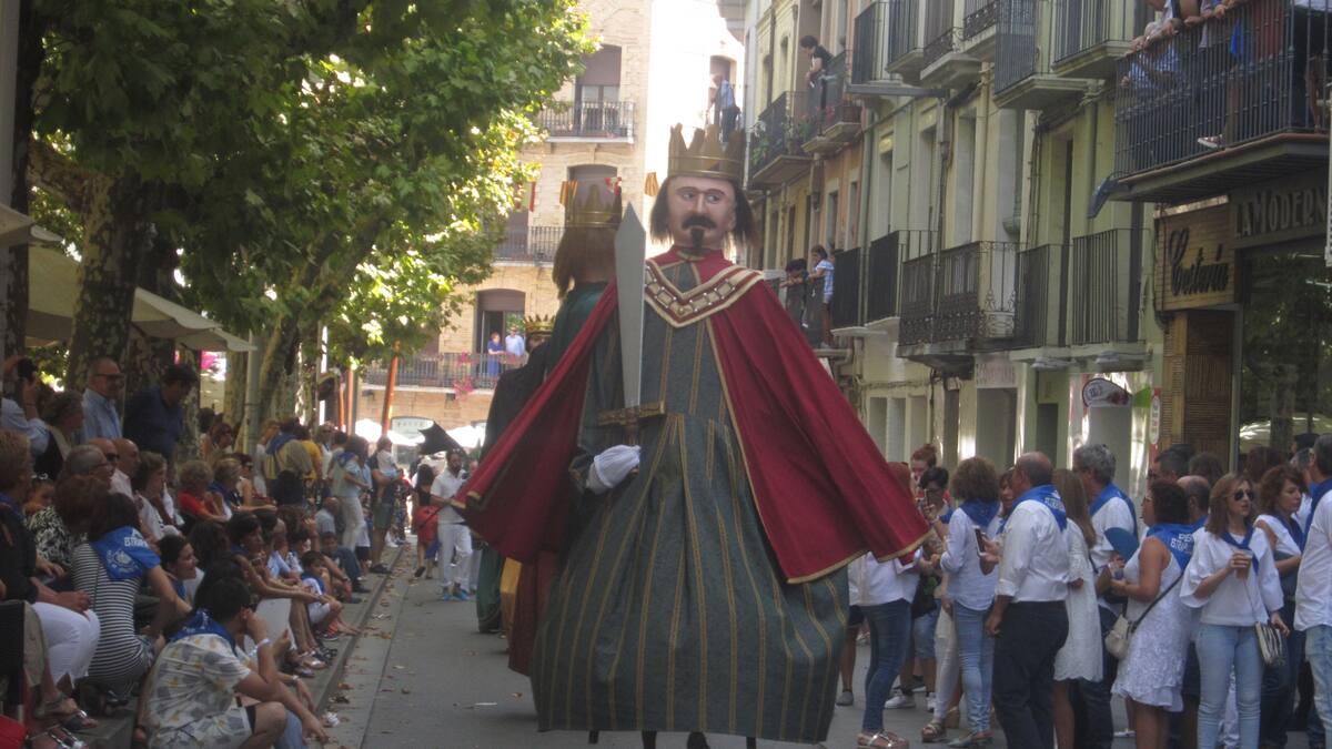 El cambio de sentido de la cabalgata, principal novedad en las fiestas de Barbastro