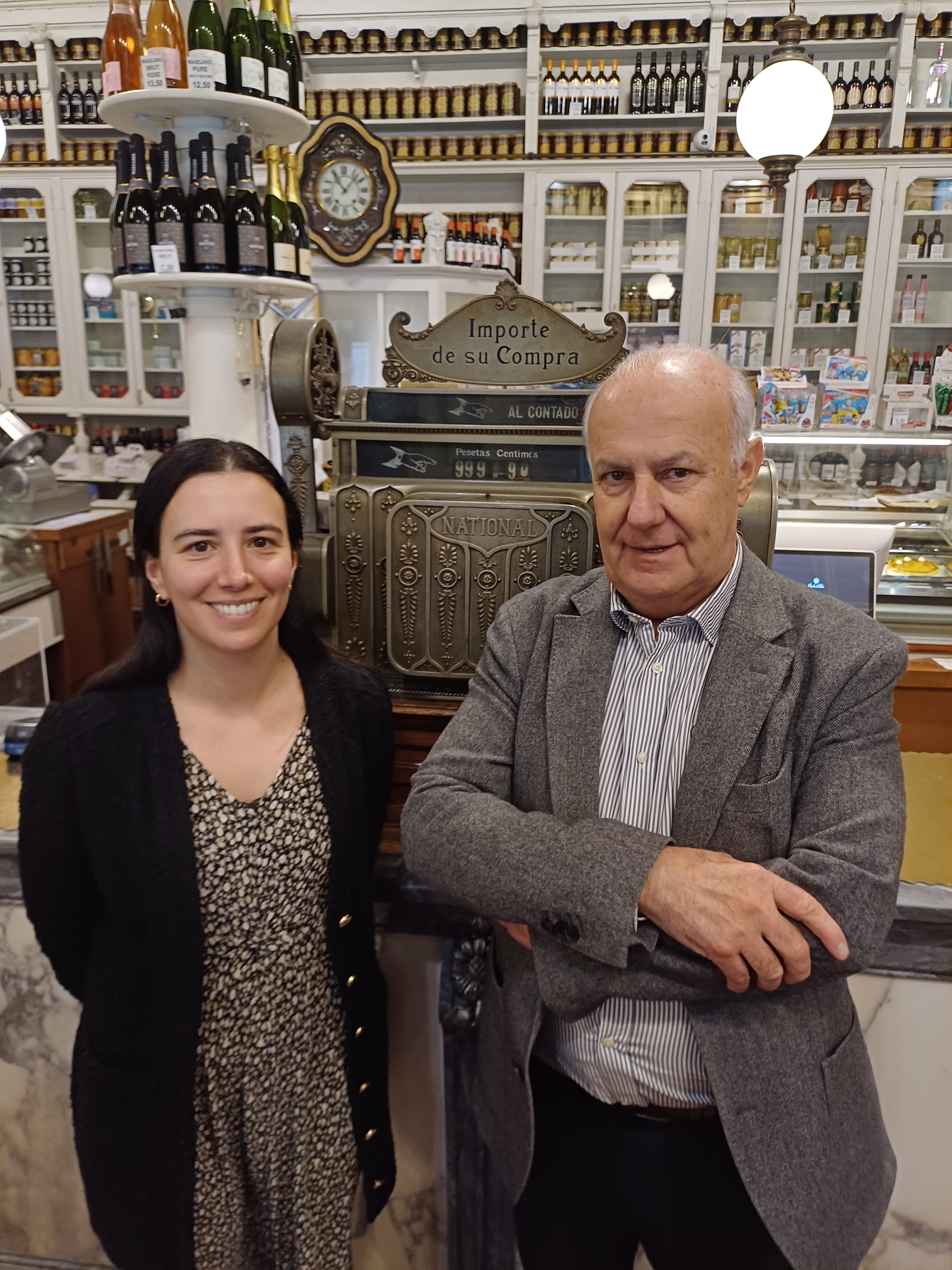 Paloma y Juan José de Blas, cuarta y quinta generación de Camilo de Blas (Oviedo).