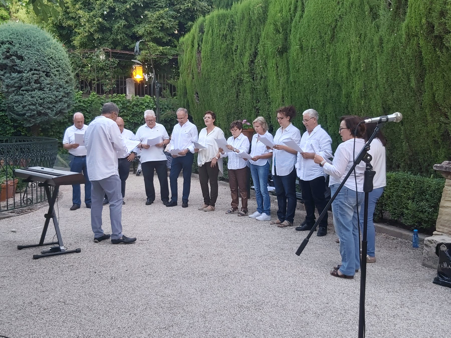 Un instante de la interpretación de una habanera por parte del Coro del Circulo Industrial